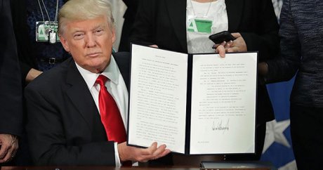Trump Meksika sınırına duvar örme kararını imzaladı! Meksika rest çekti