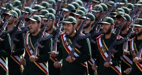 İran, Kürtlere karşı savaşa hazırlanıyor