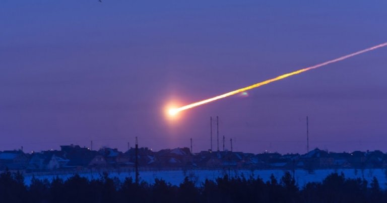 ABD’ye düşen meteor karanlığı aydınlattı