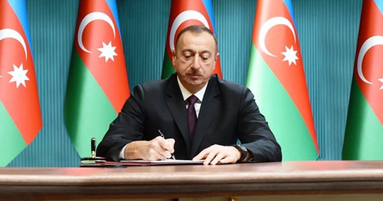 Azerbaycan’da Ulaştırma, İletişim ve Yüksek Teknolojiler Bakanlığı oluşturuldu