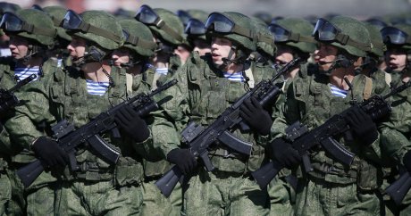 Rus ordusu ani bir kararla alarma geçirildi