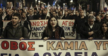 Yunanistan’da ‘kemer sıkma’ önlemlerine protesto