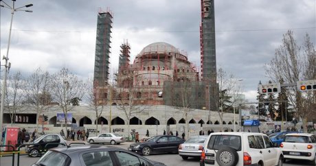 Türkiye tarafından Tiran’da Balkanların en büyük camisi yükseliyor