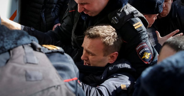 Rusya’da gösterilerde 500’den fazla gözaltı: aralarında muhalif lider de var