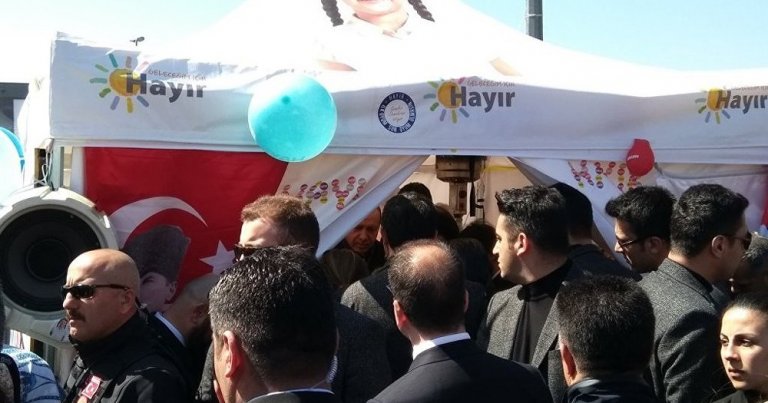 Erdoğan ‘Hayır’ çadırında- FOTOĞRAFLAR
