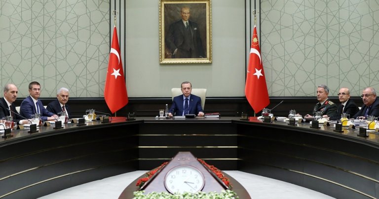 “Referandum sonrası Türkiye’nin dış politikasında ciddi bir değişiklik beklenmiyor” – Rus uzman