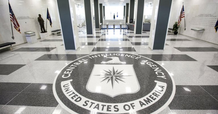 CIA koridorlarında ‘hain’ arıyor