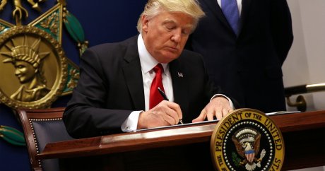 Trump, görevindeki ilk 100 günde ABD halkının beklentilerini karşıladı