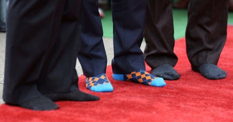 Başbakanın çorapları alay konusu oldu