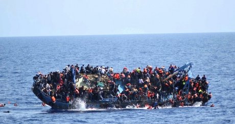 Akdeniz’de 2 mülteci teknesi battı: 250 kişi kayıp