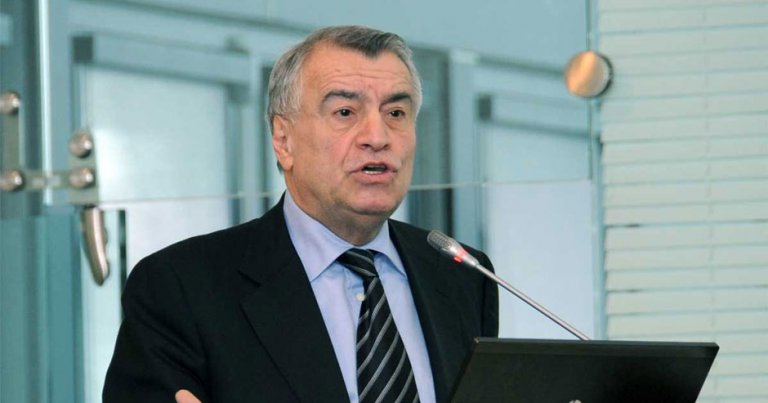 Azerbaycan Sanayi ve Enerji Bakanı hayatını kaybetti