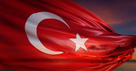 Türk Bayrağı’na büyük saygısızlık!