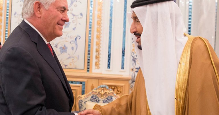 Tillerson, Suudi Arabistan’da Kral Selman ile görüştü