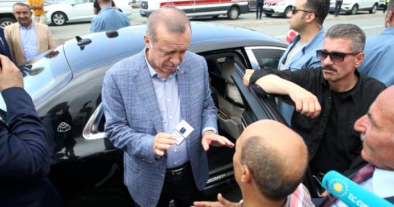 Cumhurbaşkanı Erdoğan’a Artvin’de sevgi seli – FOTO