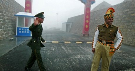 Çin ve Hindistan anlaştı: Birlikler tartışmalı bölgeden çekiliyor