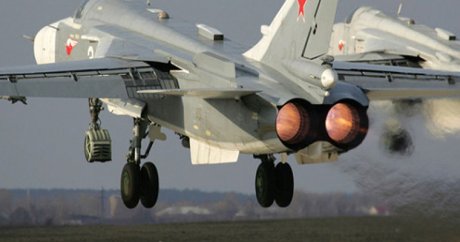Suriye’de Rusya’ya ait savaş uçağı düştü