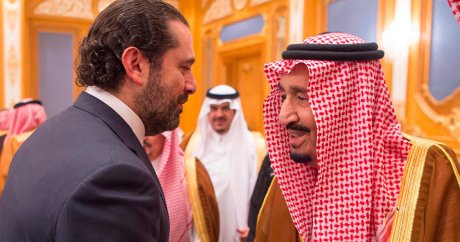 Hariri, Kral Selman’ı havaalanında karşıladı
