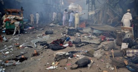 Mısır’da camiye bombalı saldırı