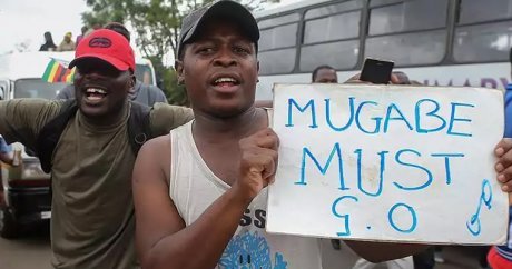 Zimbabve’de askeri müdahaleyi destek yürüyüşü