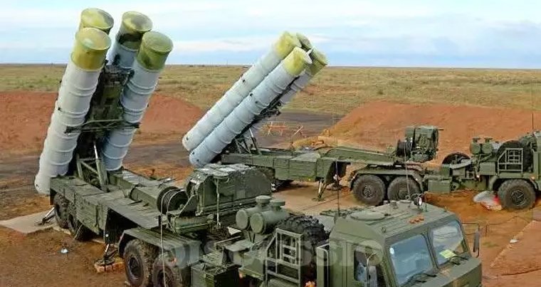 Türkiye Rusya’dan S 400 füzelerini satın aldı