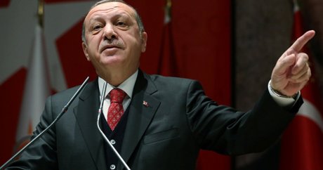 Erdoğan’dan Bozkurt işareti