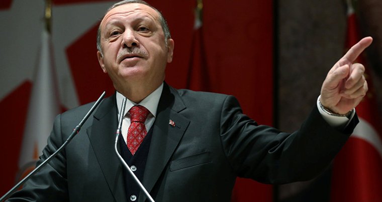 Erdoğan’dan “bozkurt” işareti
