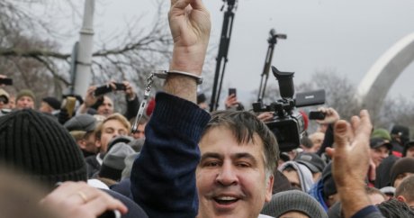 Gürcü uzman: Saakaşvili’yi uzun süre hapiste tutamazlar
