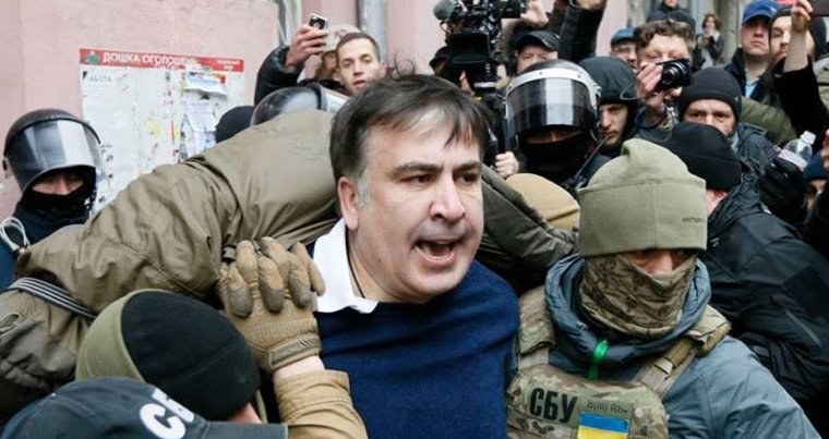 “Saakaşvili, Poroşenko’ya barış teklif etti”