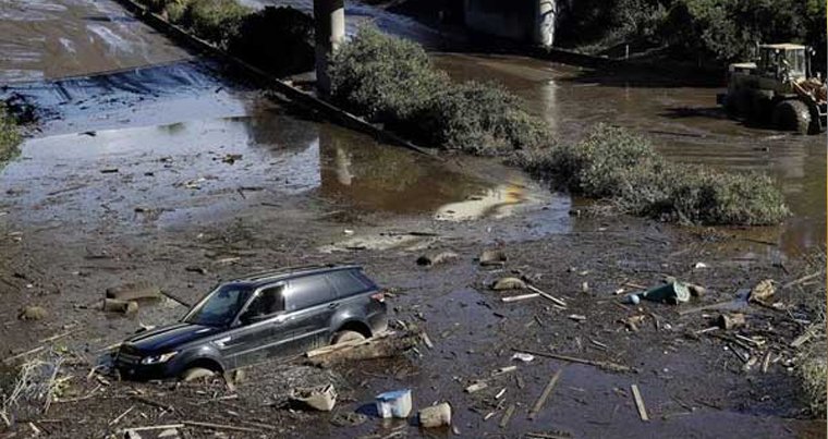 California’da sel ve heyelan bilançosu artıyor: 19 ölü