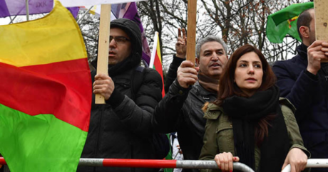 PYD/PKK yandaşları Berlin’i karıştırdı