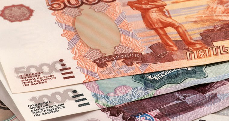 Rusya’da başkan adaylarının hesaplarına para yağıyor