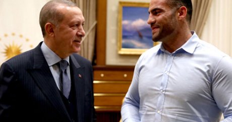 Dünya şampiyonu boksörden Erdoğan’a anlamlı jest