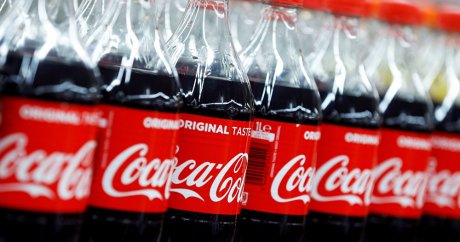 Coca-Cola 130 yıllık geleneğini bozuyor