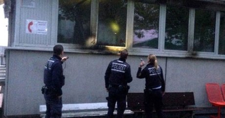 Almanya’da bir camiye daha saldırı