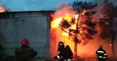 Bakü’de facia: Hastane yandı, 30’a yakın kişi hayatını kaybetti