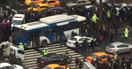 Ankarada korkunc kaza: otobüs yayaları ezdi – VİDEO