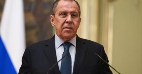 “Türkiye’yle Libya’da acilen ateşkes ilan edilmesi için çalışıyoruz” – Lavrov