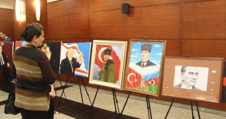 Türkiye`nin Bakü Büyükelçiliğinde 19 Mayıs münasebetiyle resim sergisi düzenlendi