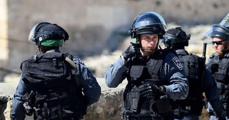 İsrail güçleri 8 Filistinliyi daha gözaltına aldı
