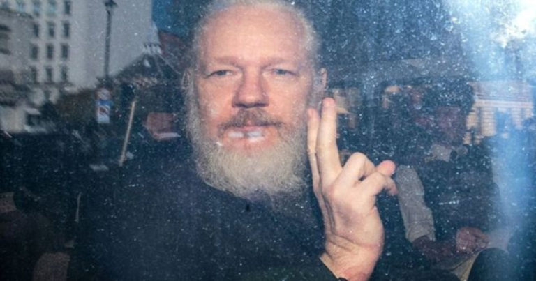 ABD, Assange`ın iadesi için talepte bulundu
