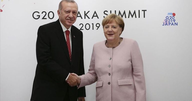 Cumhurbaşkanı Erdoğan Merkel’i kabul etti
