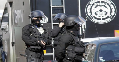 Fransa`da Müslüman ve Yahudilere yönelik terör saldırısı önlendi