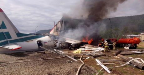 Rusya`da yolcu uçağı binaya çarptı – Ölü ve yaralılar var