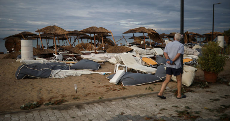 Yunanistan`da fırtına – 6 kişi hayatını kaybetti