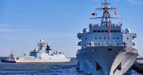 Rusya, NATO`nun tatbikat yaptığı Karadeniz`de planlı manevralara başladı