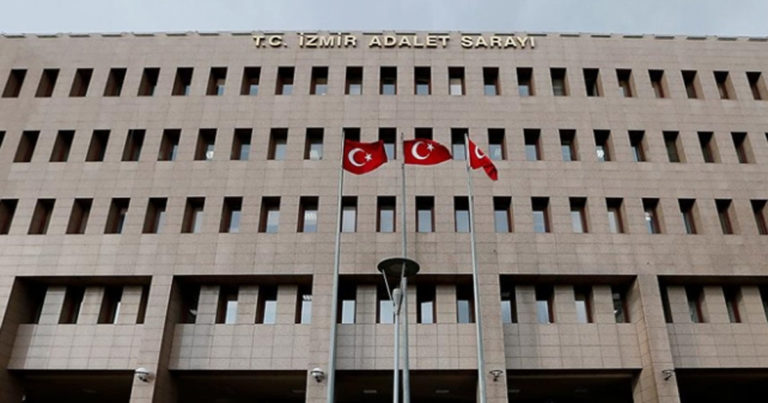 İzmir`de FETÖ soruşturmasında 35 şüpheli hakkında gözaltı kararı verildi