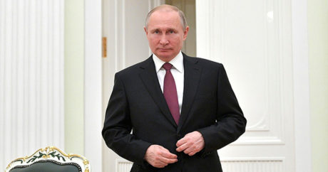 Vladimir Putin`den Kırgızistan halkına çağırı: “Mevcut başkanın etrafında birleşin”
