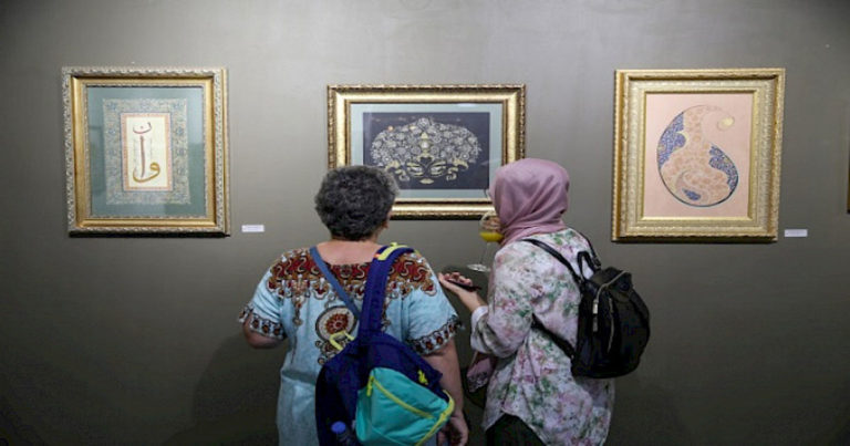 Azerbaycanlı anne ve kızın ‘İnce Eller’ sergisi sanatseverlerle buluştu
