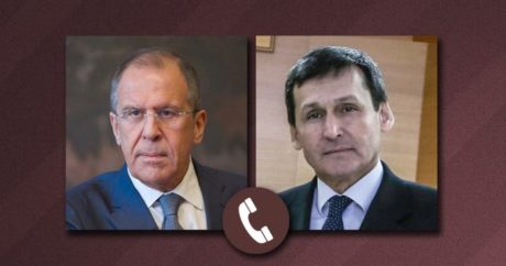 Türkmenistan ve Rusya Dışişleri bakanları telefonda görüştü