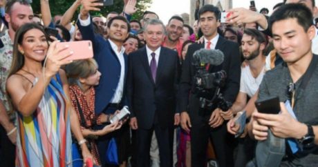 Özbekistan Cumhurbaşkanından demokrasi açılımı: “Bizi eleştirin”